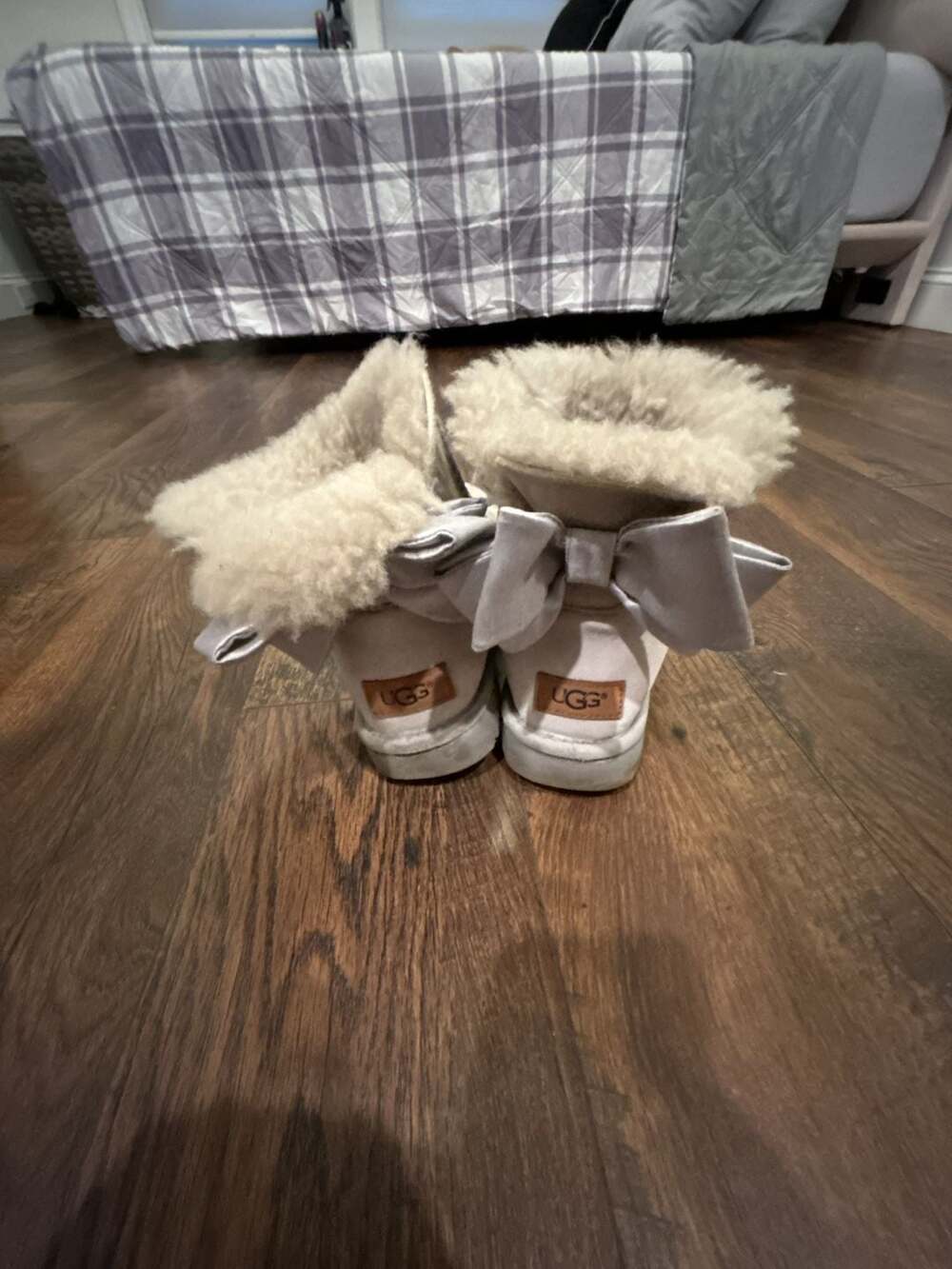 UGG Bailey Bow II Boots Women's Size 6